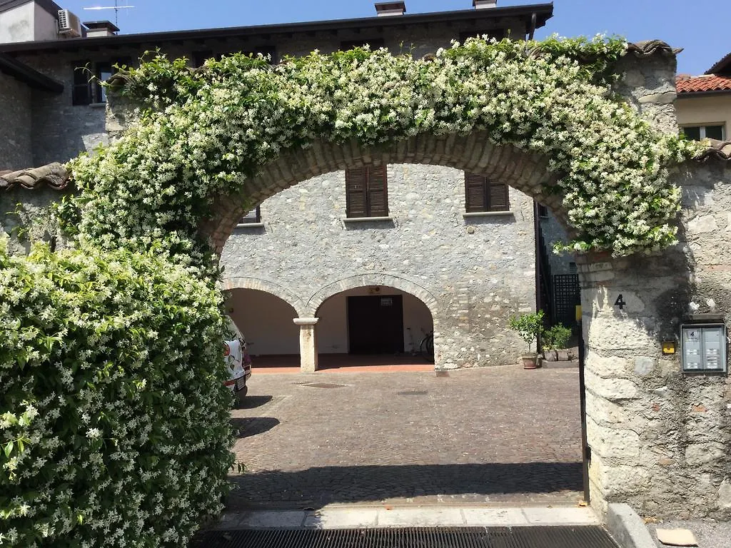아파트 Two Steps From Garda Lake 살로