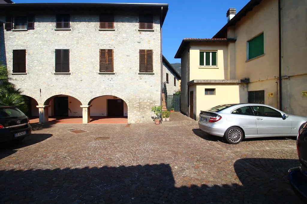아파트 Two Steps From Garda Lake 살로